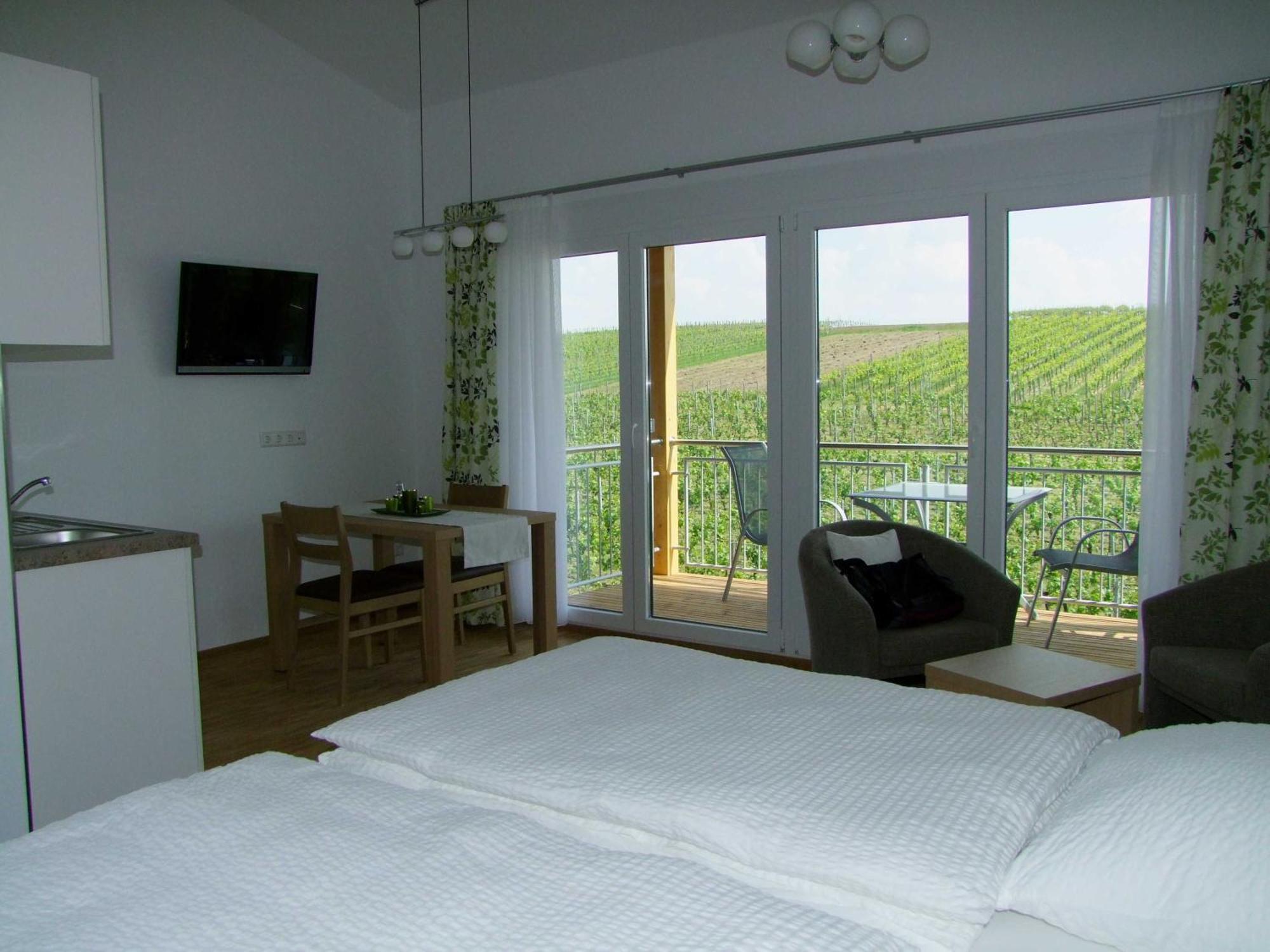 Winzerhof Schmid Apartment Schwaigern Екстериор снимка